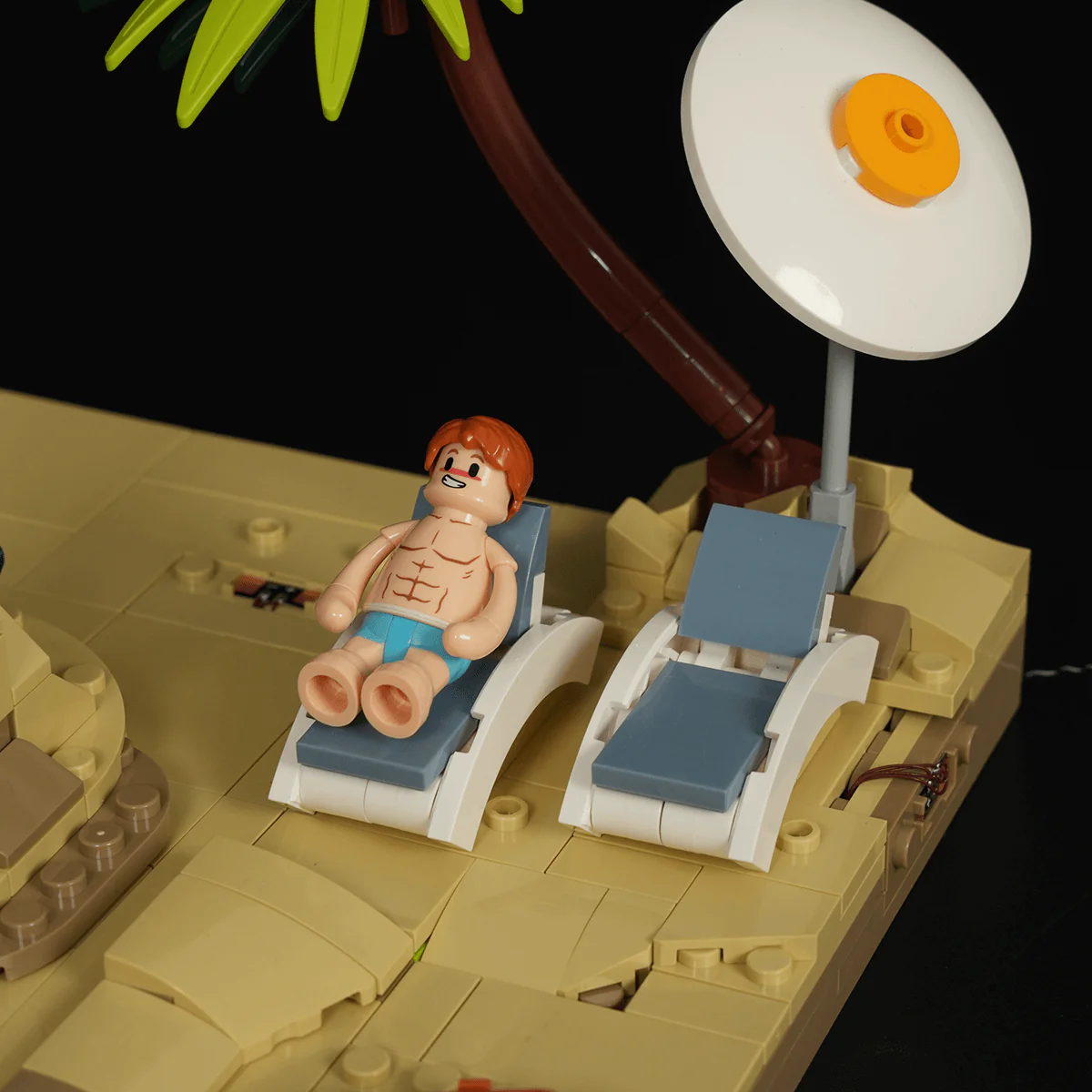 Beach Lifeguard Tower - Image 12