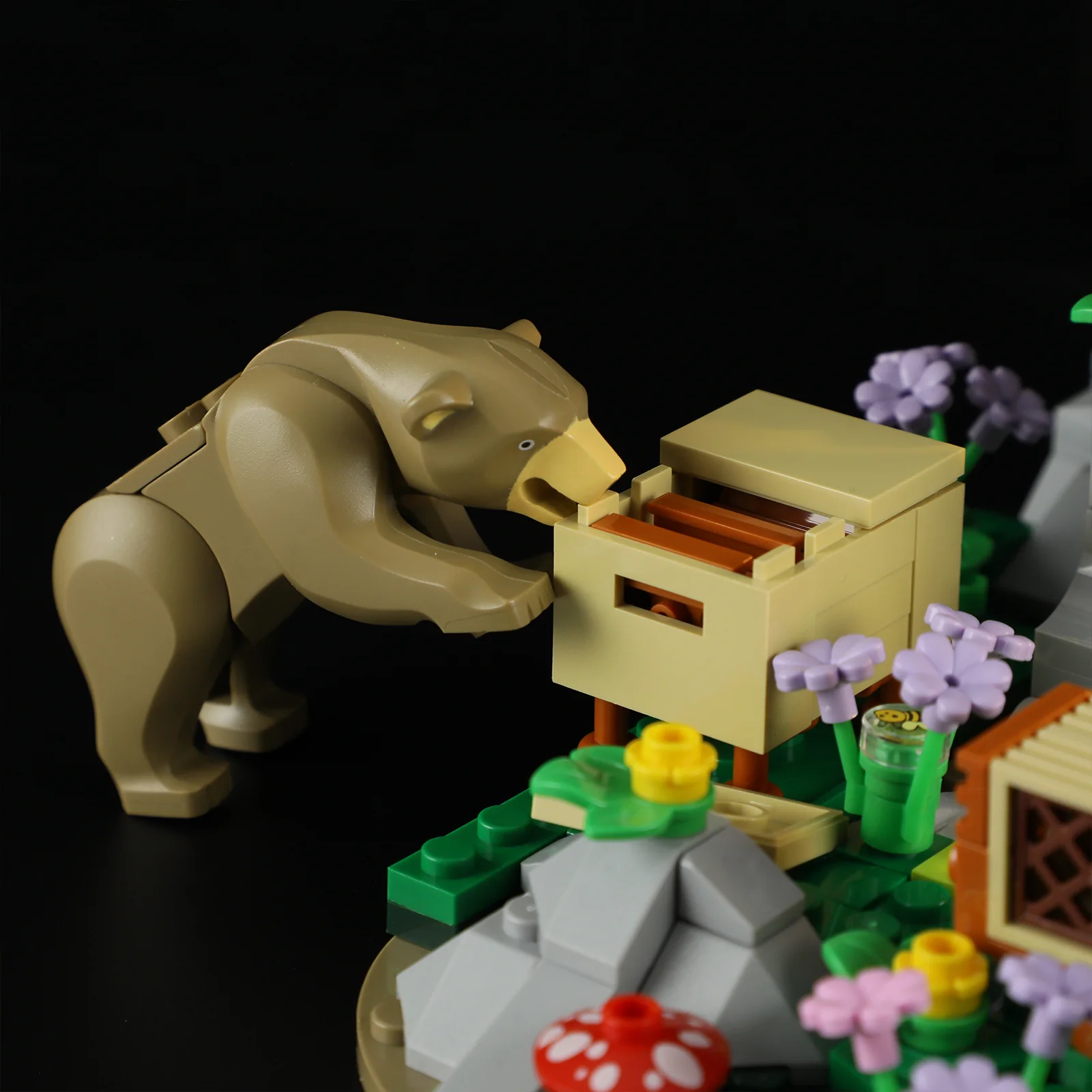Bee Farm - Image 8