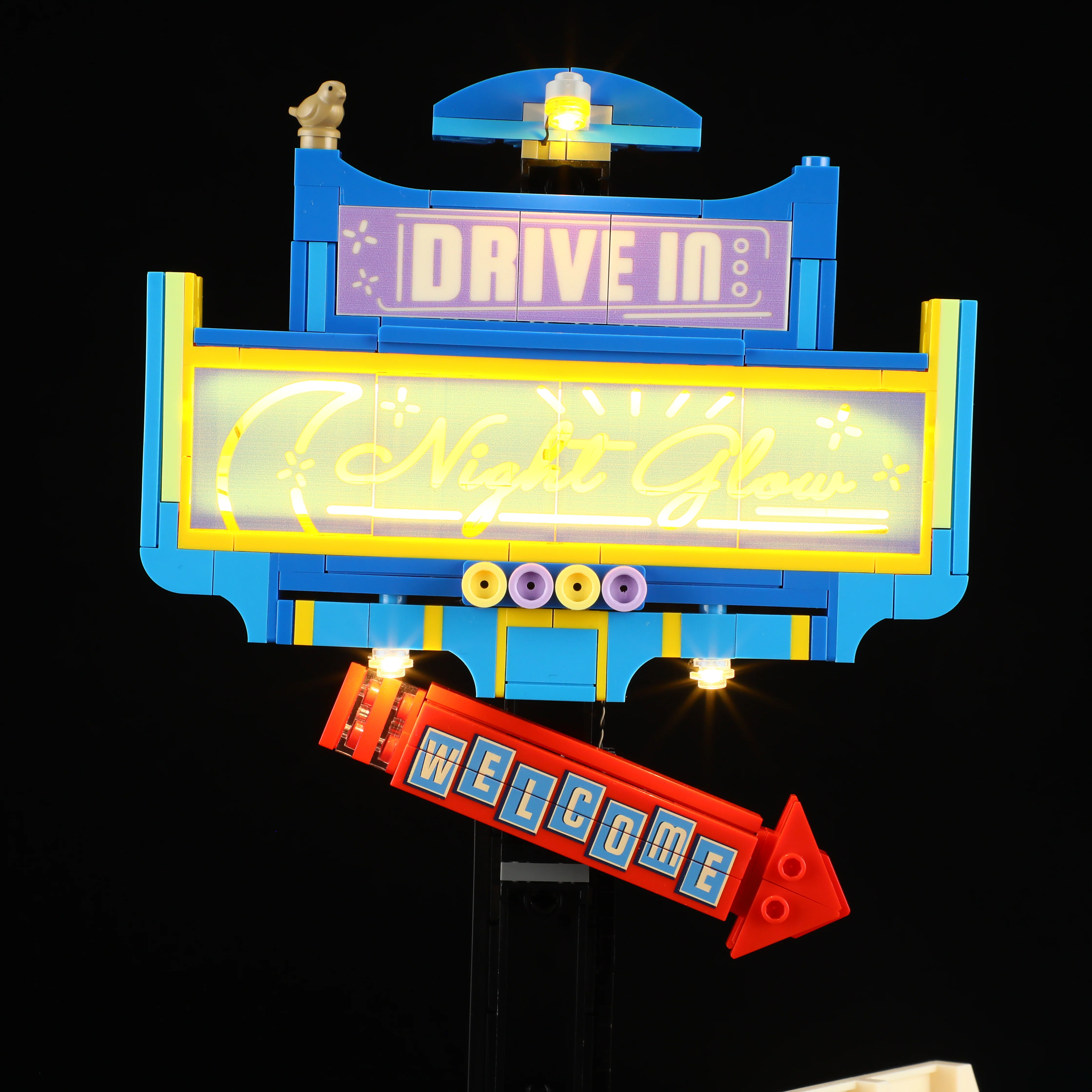 Night Glow Drive-in - Image 9